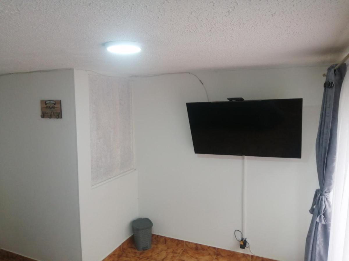 Habitación Privada Cerca al Aeropuerto y Terminal Bogotá Exterior foto